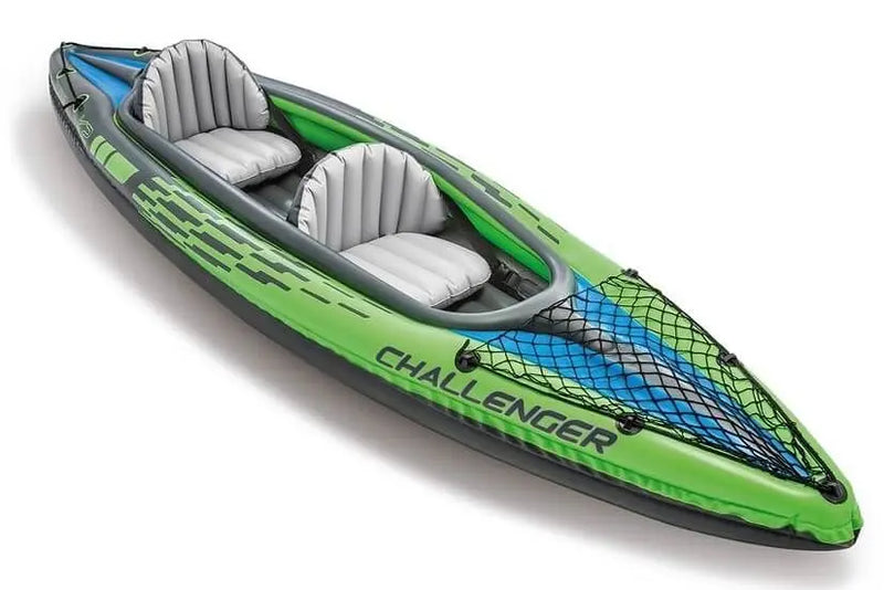 Laad afbeelding in galerijtoner, Intex Challenger K2 Opblaasbare Kajak 2-persoons in groen-blauw met CHALLENGER-opdruk en twee grijze zitplaatsen.