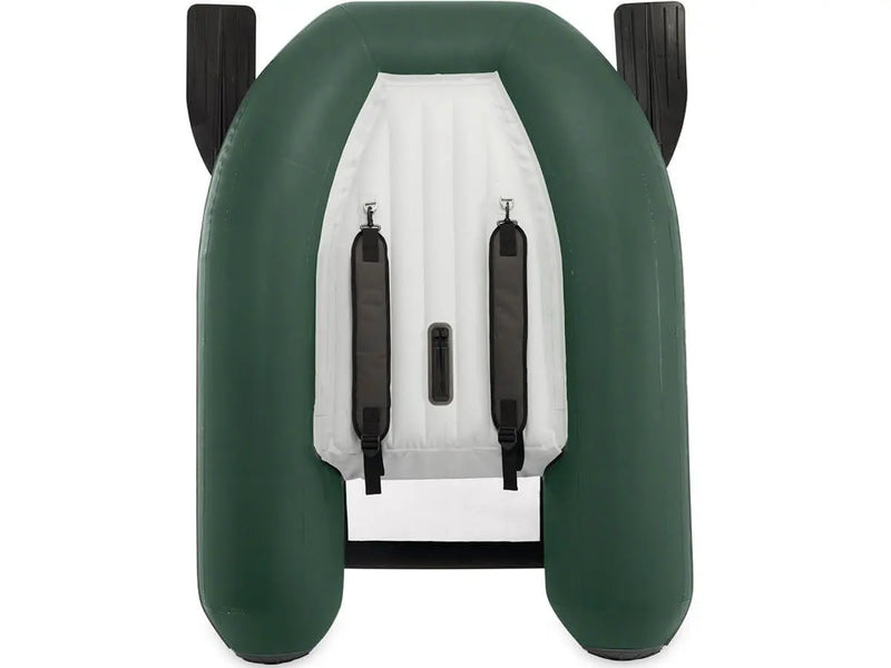 Laad afbeelding in galerijtoner, De Intex Opblaasbare Belly Boat Big Catch Pro van Intex is een groen-witte opblaasbare bellyboat met een opblaasbare vloer, van bovenaf afgebeeld, met aan weerszijden twee zwarte roeiriemen.