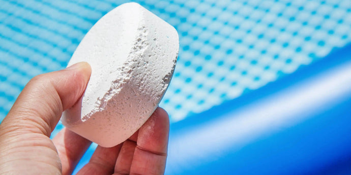 Bruin zwemwater schoonmaken? 2 makkelijke oplossingen