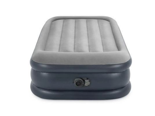Een grijze Intex Pillow Rest Deluxe Eenpersoons Luchtbed met een ingebouwde pomp