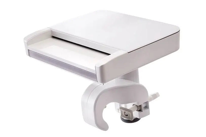 De Intex Multicolor LED Waterval van Intex voegt levendige verlichting toe aan uw zwembad: een ideaal zwembadaccessoire voor extra gemak en stijl.