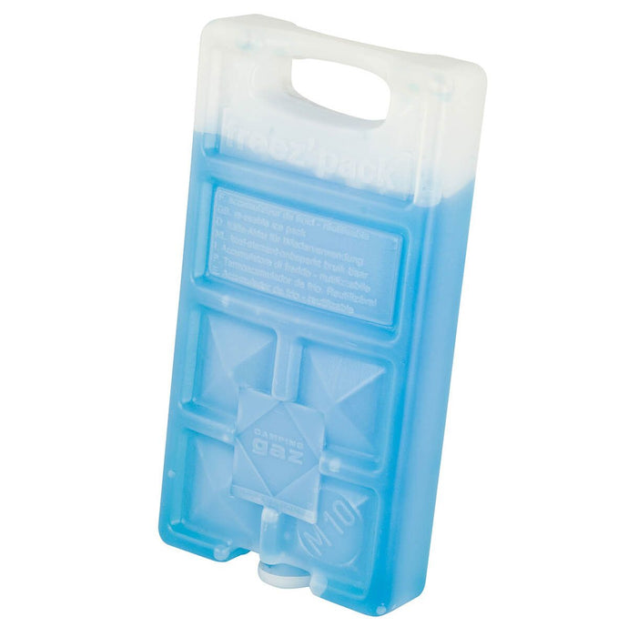 Klein wit koelelement met blauwe vloeistof.